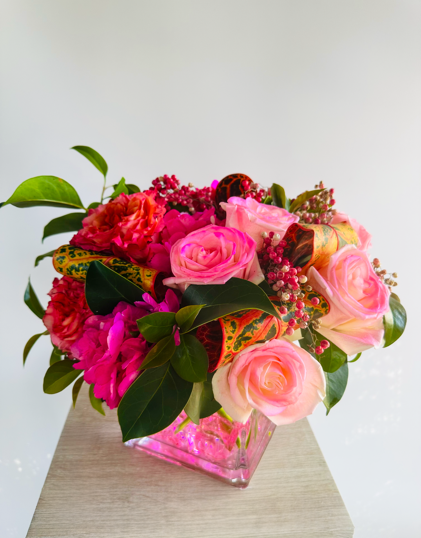 Esperanza Floral Radiance