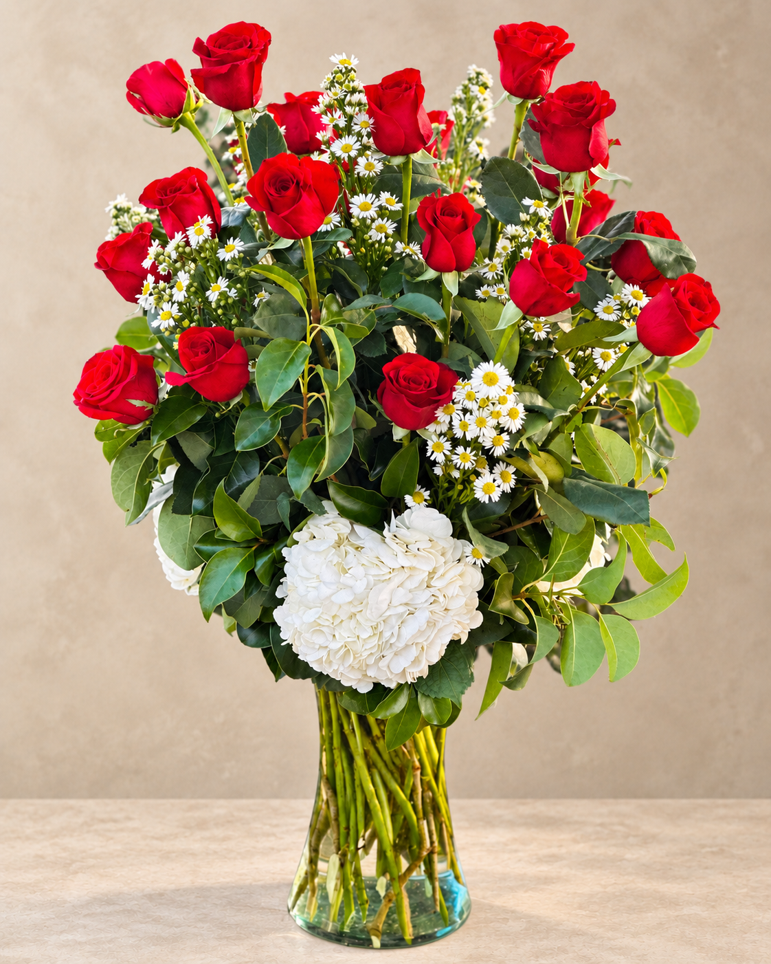 Love You: 24 Luxe Roses