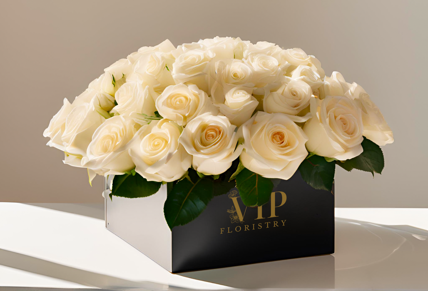 The Prestige Rose Collection: The Petite Prestige Box (25 Roses)