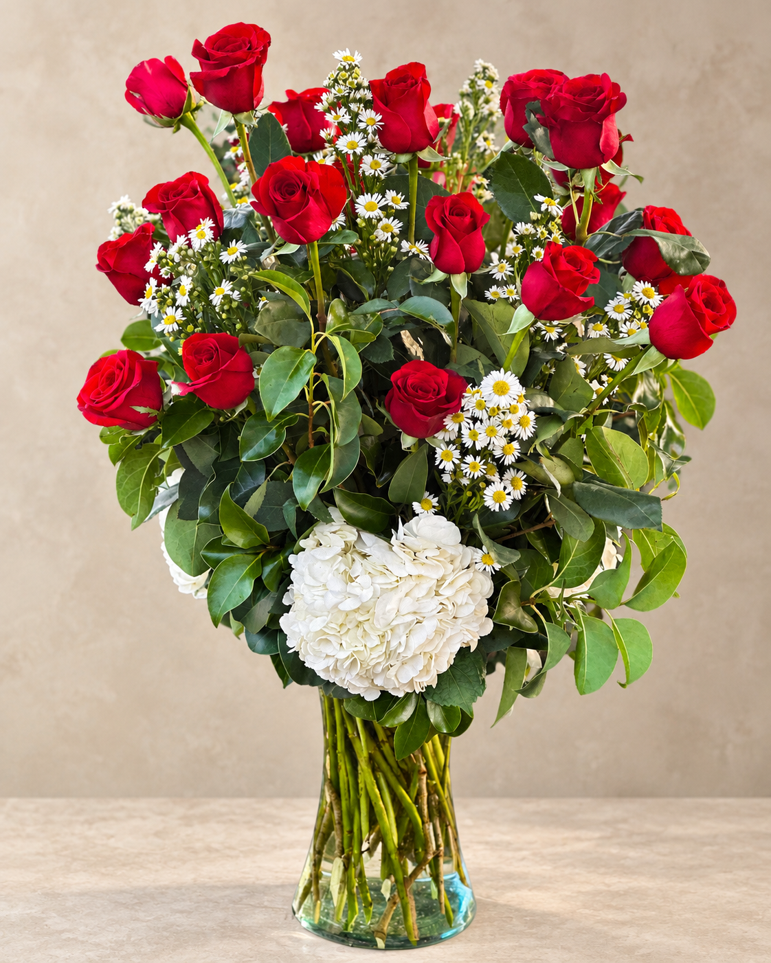 Love You: 24 Luxe Roses